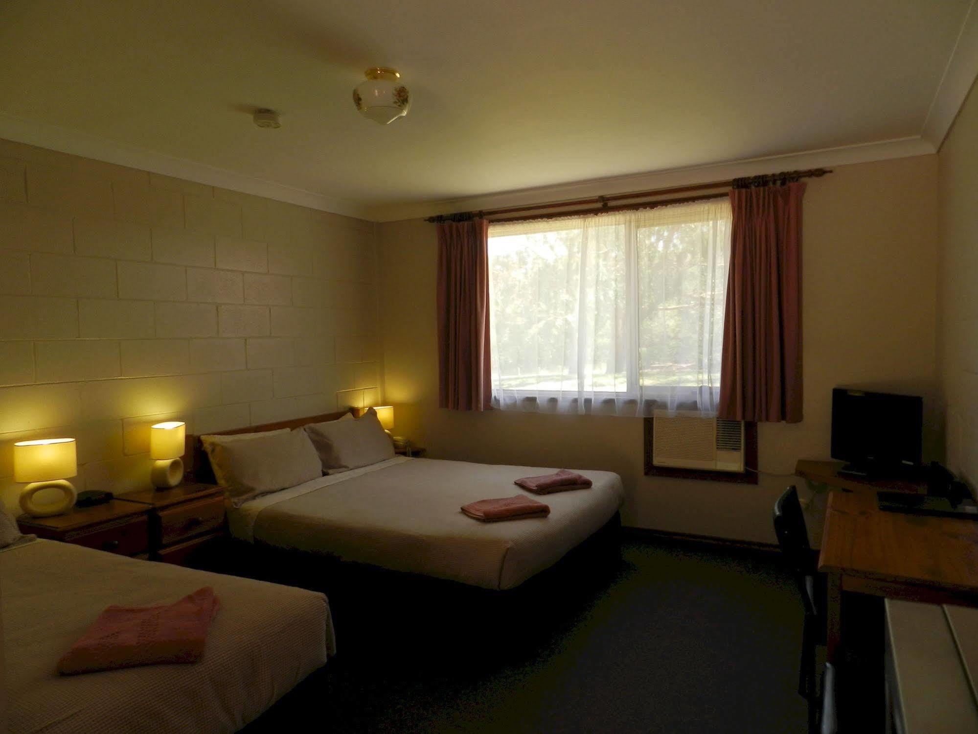 Twelve Apostles Motel & Country Retreat Princetown Bagian luar foto